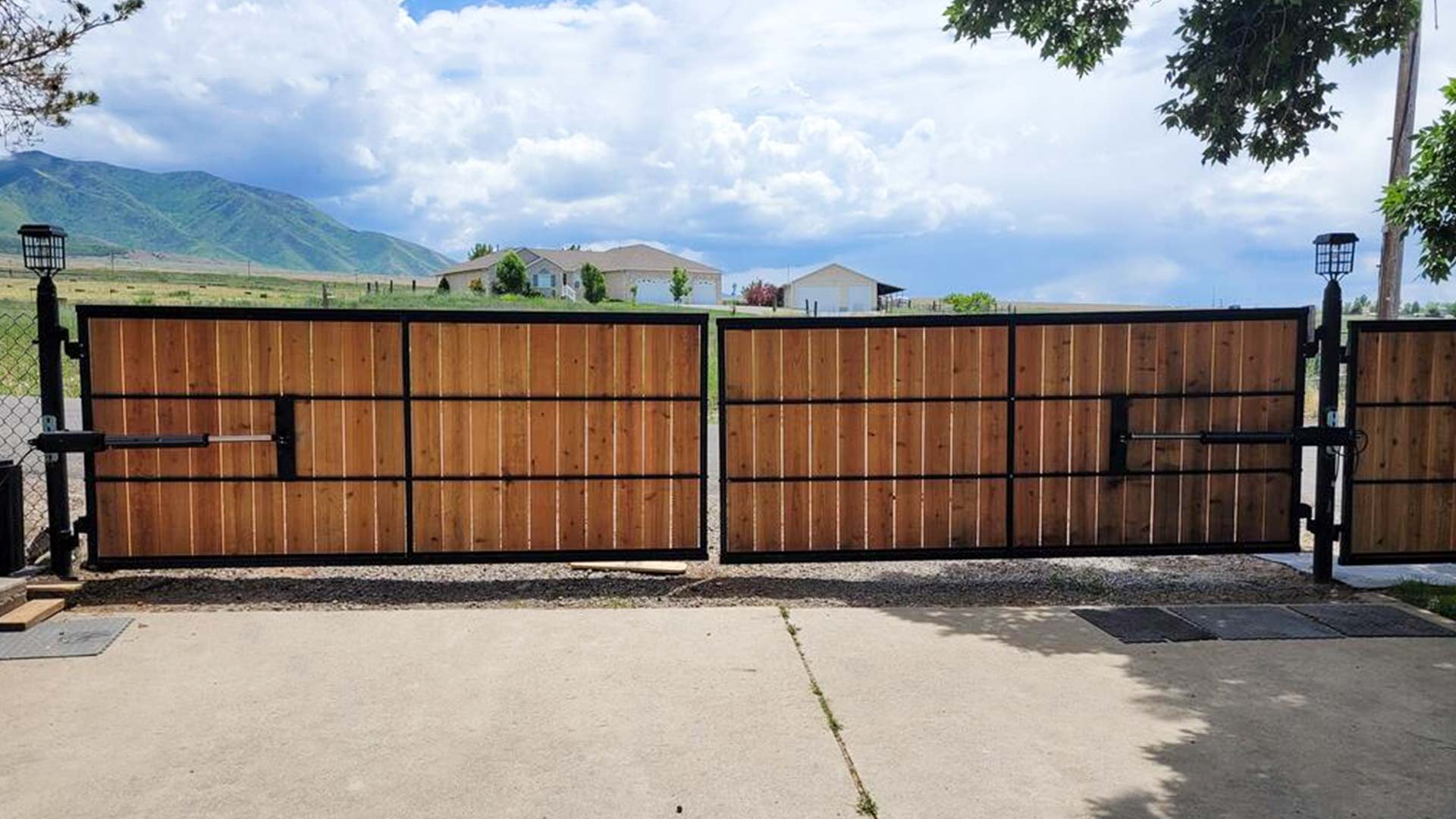 Swing Gate Opener Topens