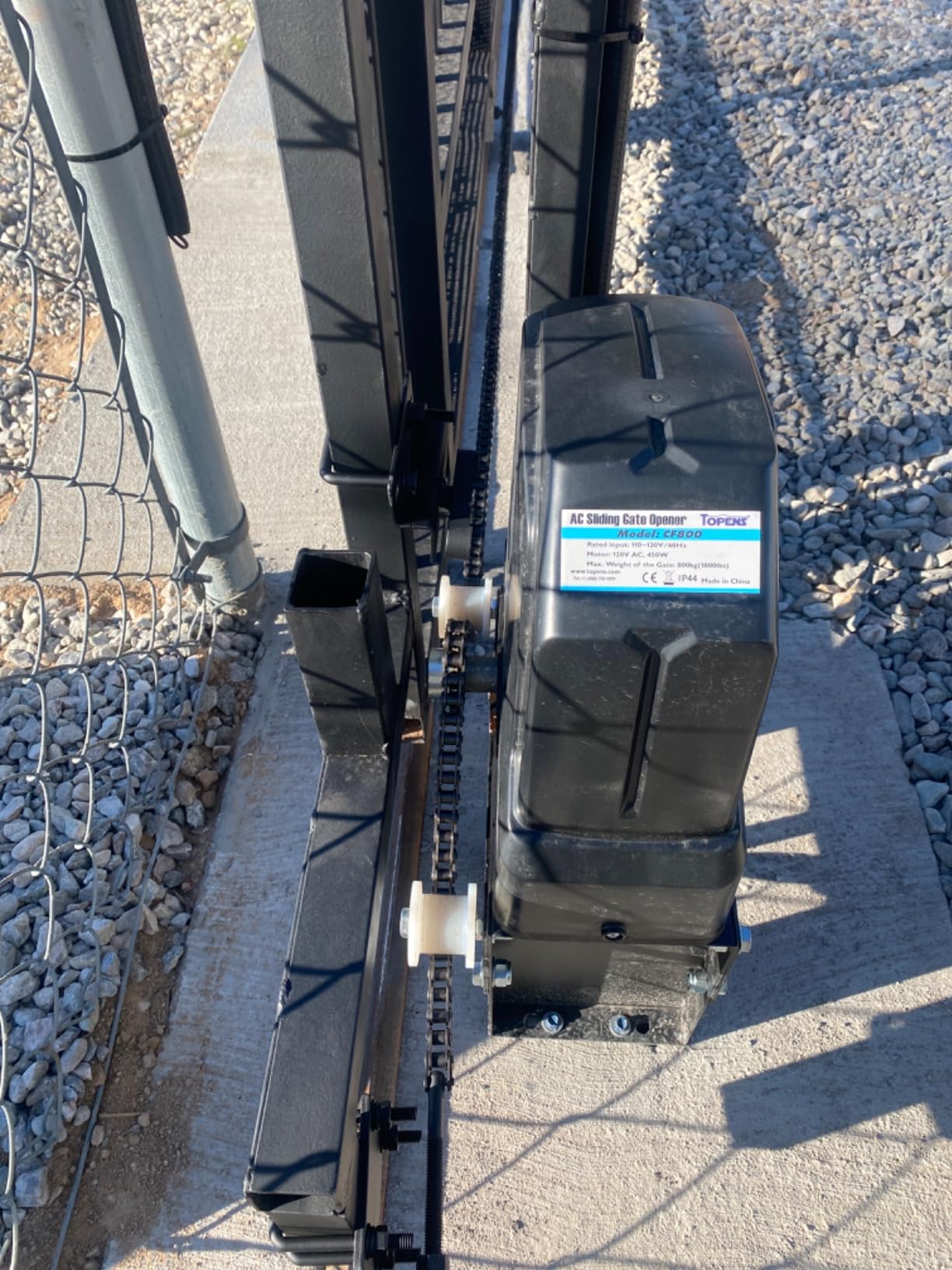 CF800 Fast Sliding Gate Opener in real life