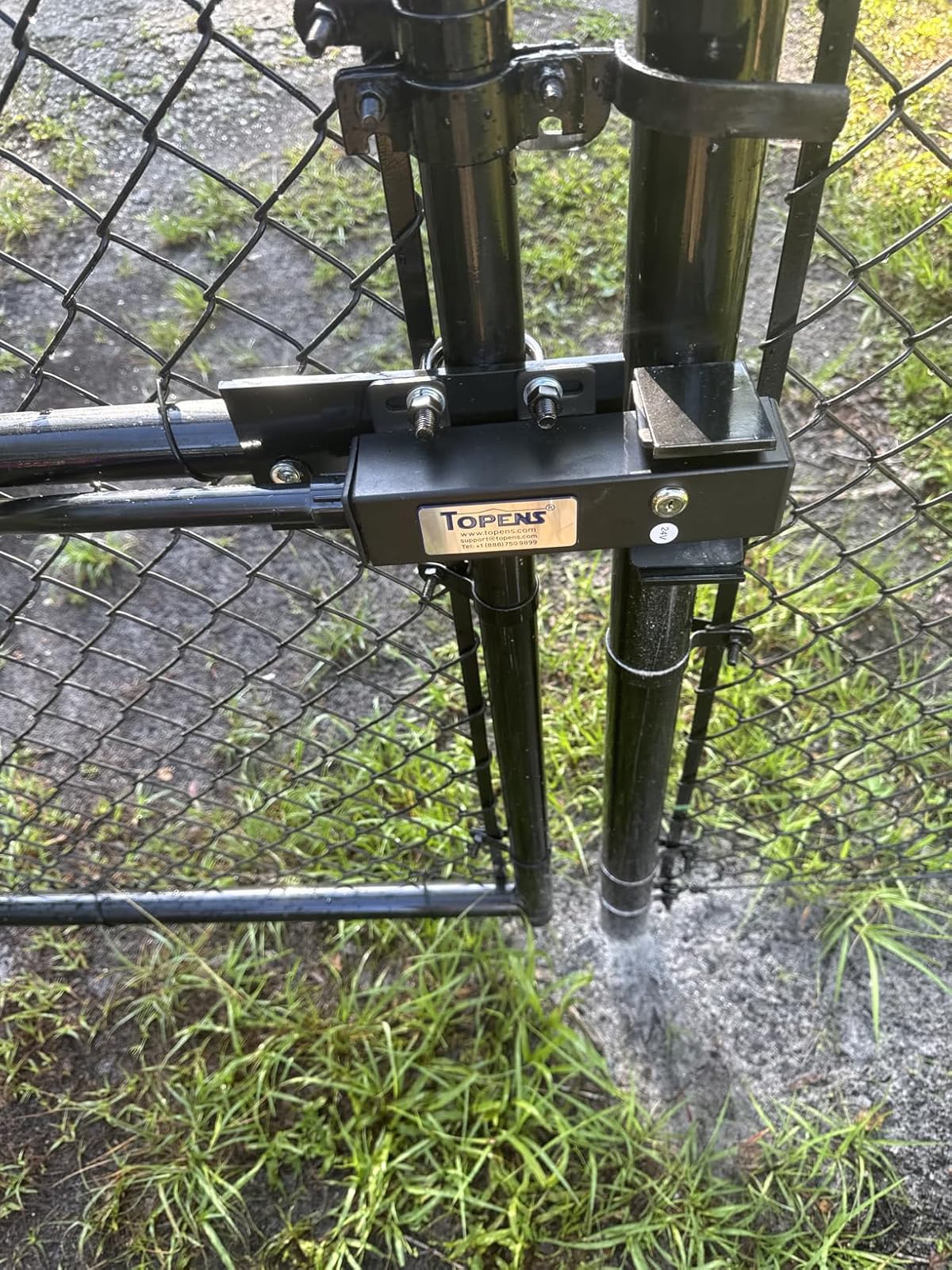 ET24 Electric Gate Lock for Swing Gate in real life