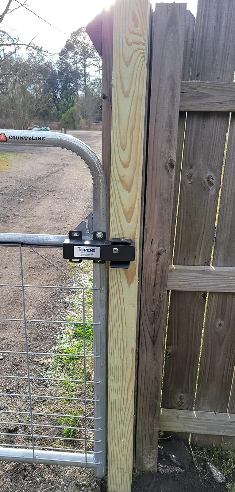 ET24 Electric Gate Lock for Swing Gate in real life