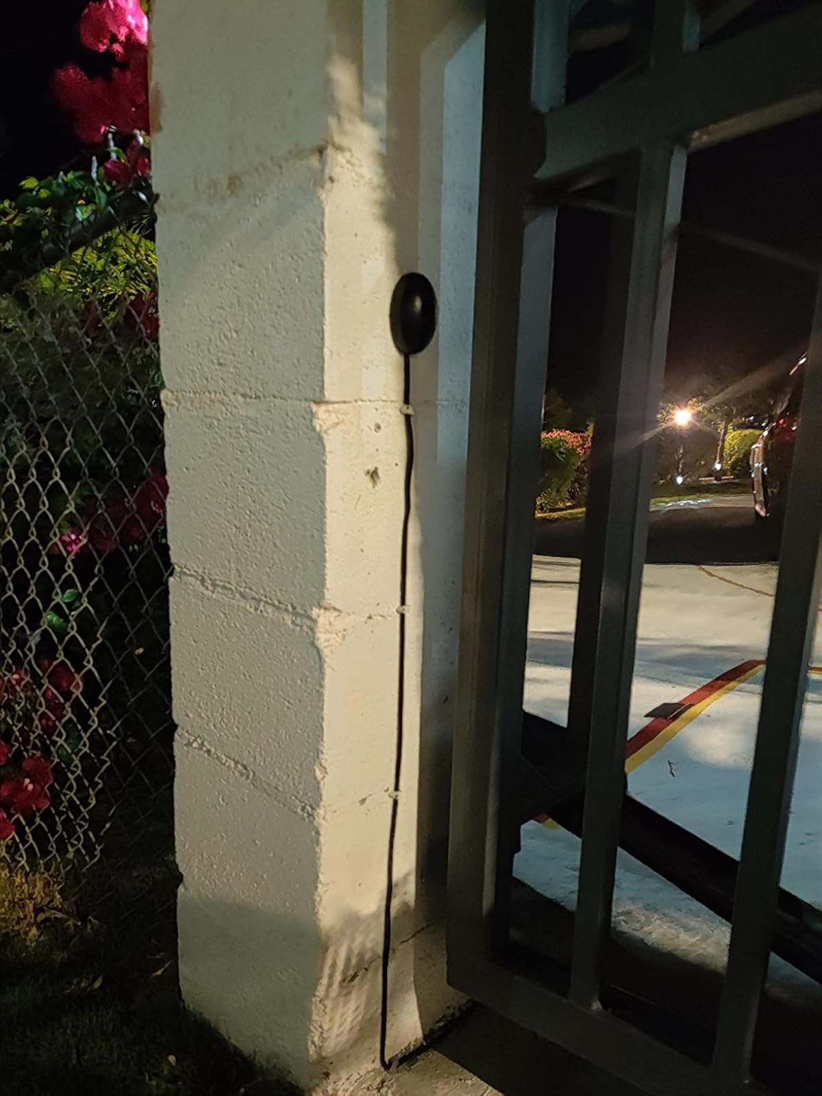 TC102 Photo Eye Infrared Beam Sensor for Automatic Gate Opener in real life