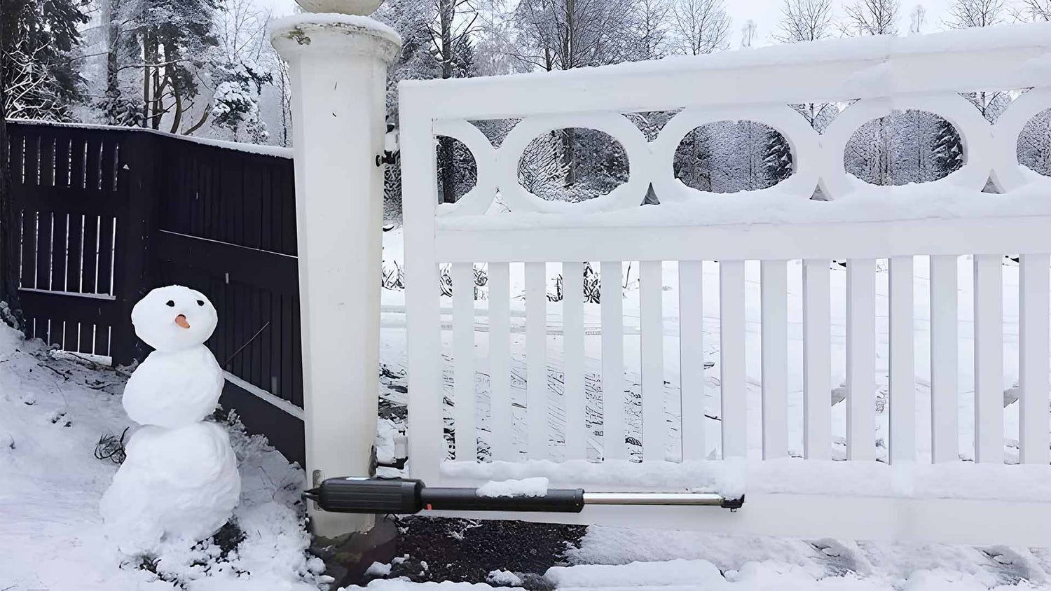 WIE KANN MAN DEN TORANTRIEB IM WINTER VOR DEM EINFRIEREN SCHÜTZEN