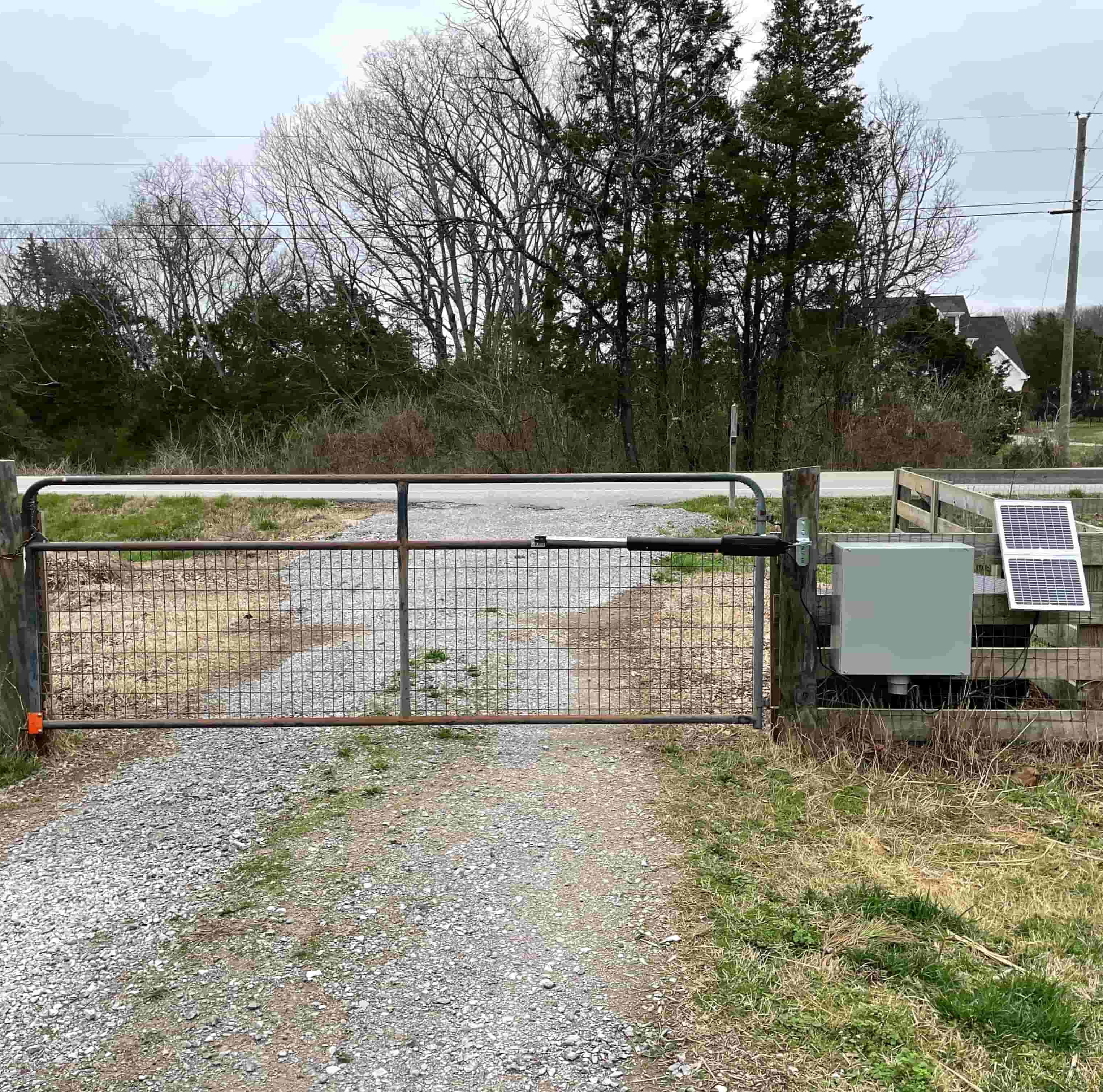 A5S Solar Single Swing Gate Opener in real life