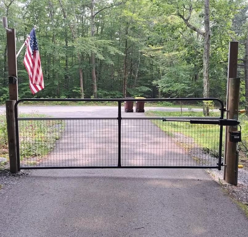 A8131 Heavy Duty Single Swing Gate Opener in real life