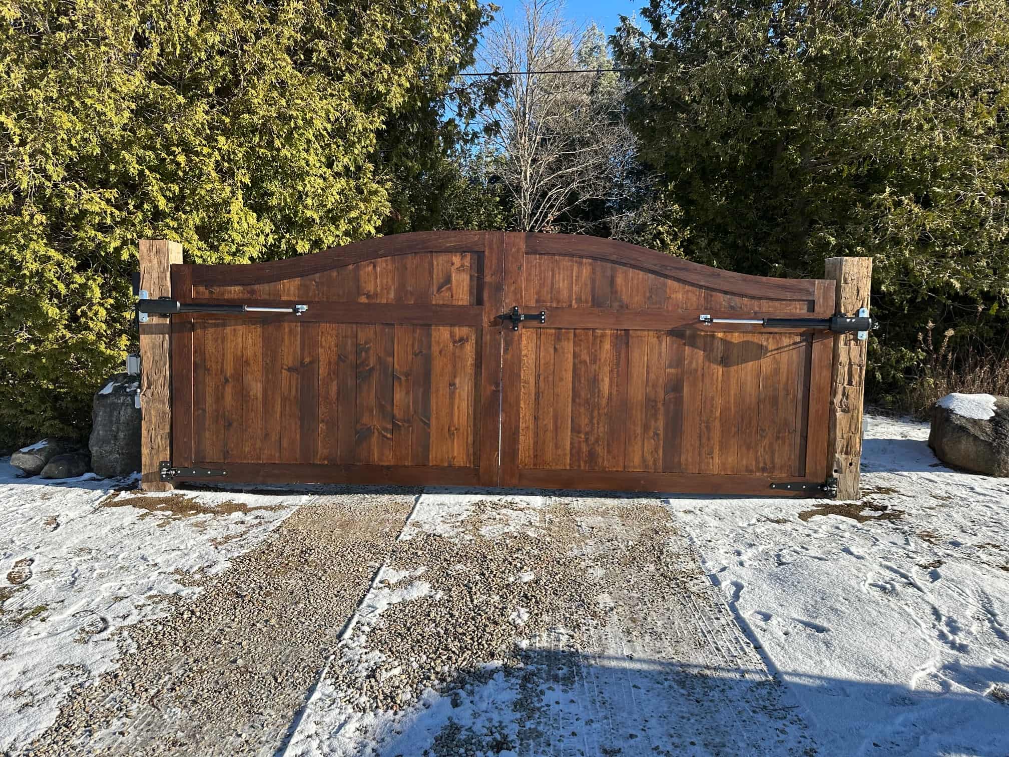 A8132 Heavy Duty Dual Swing Gate Opener in real life