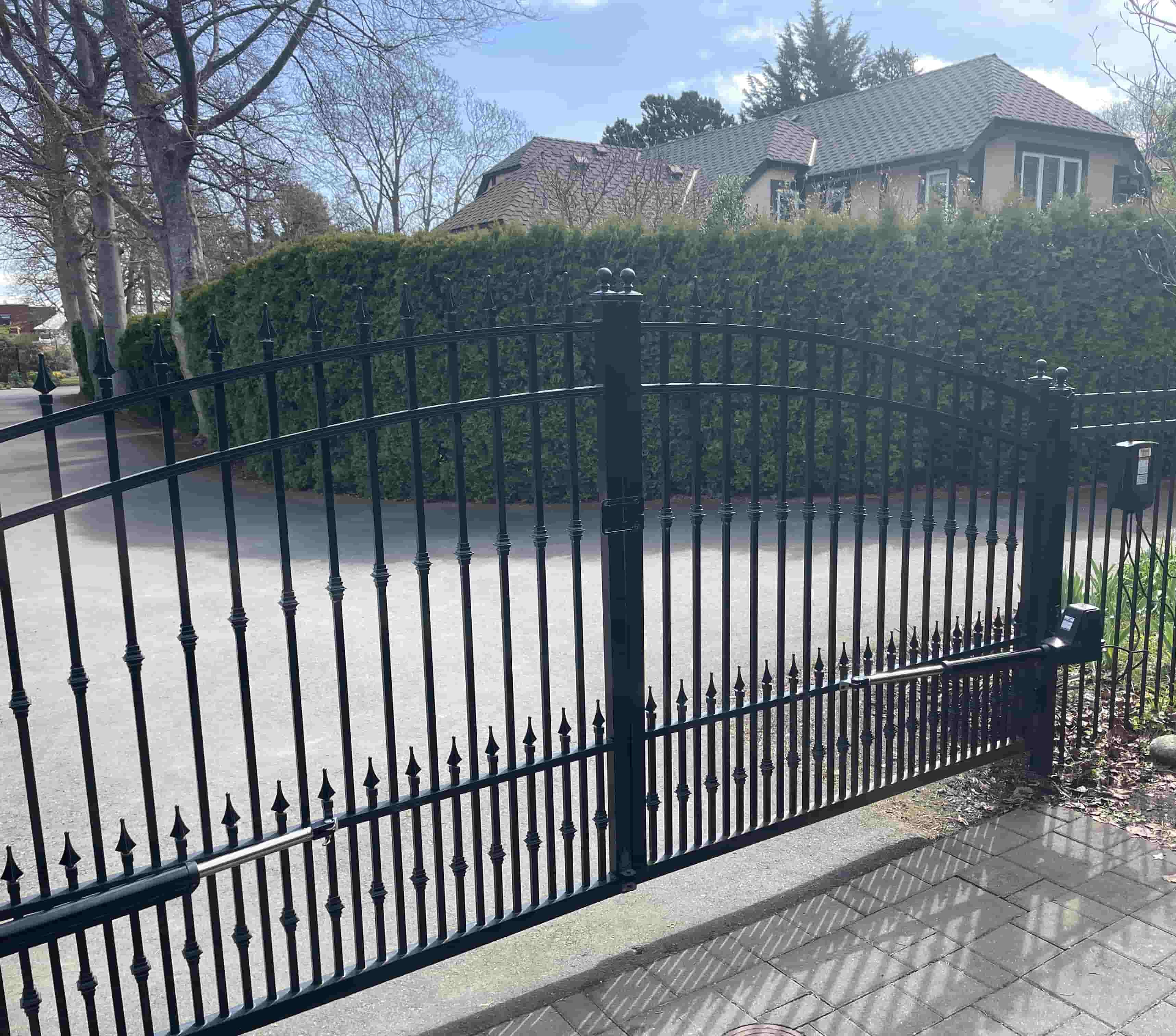 AT1202 Heavy Duty Dual Swing Gate Opener in real life