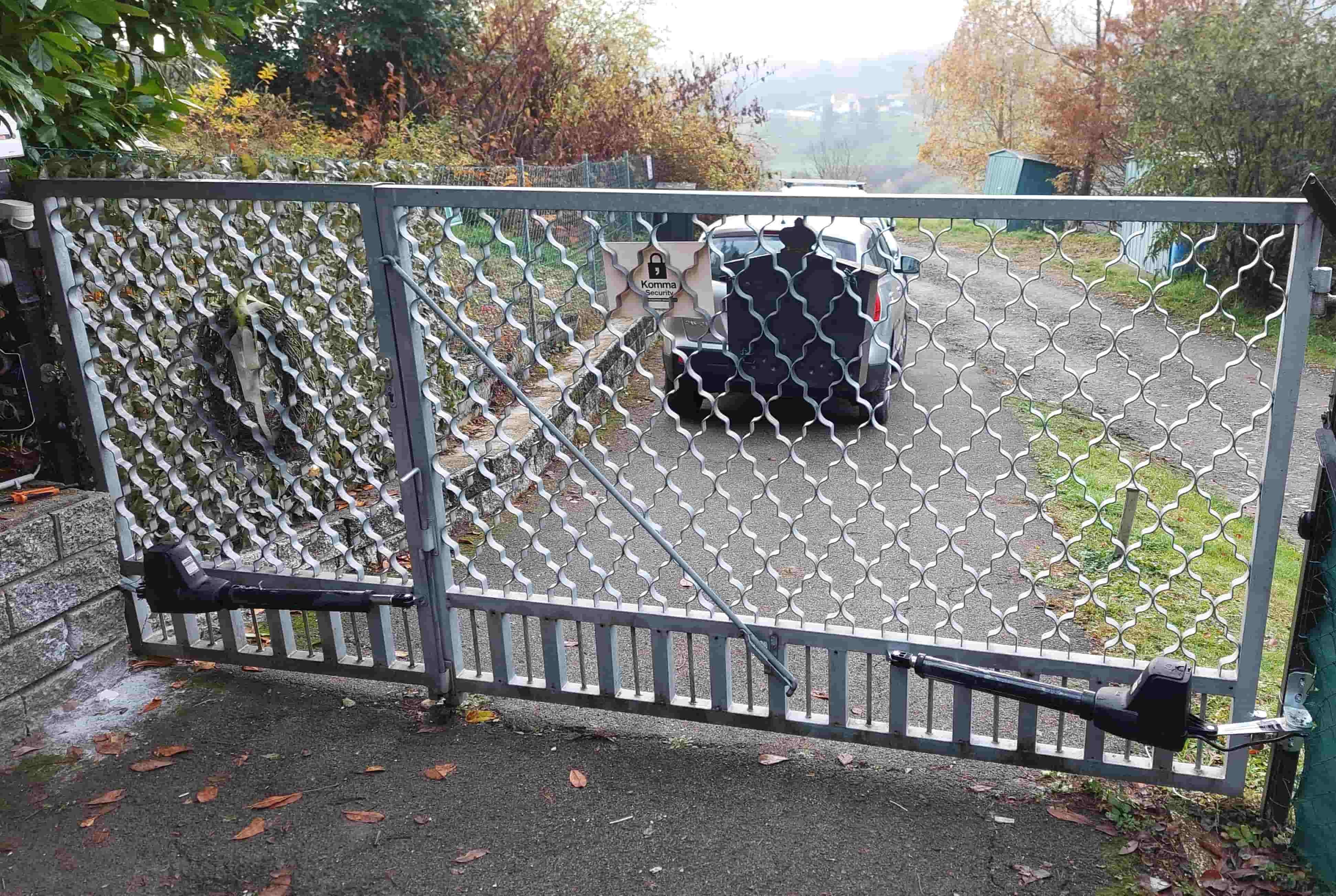 AT1202 Heavy Duty Dual Swing Gate Opener in real life
