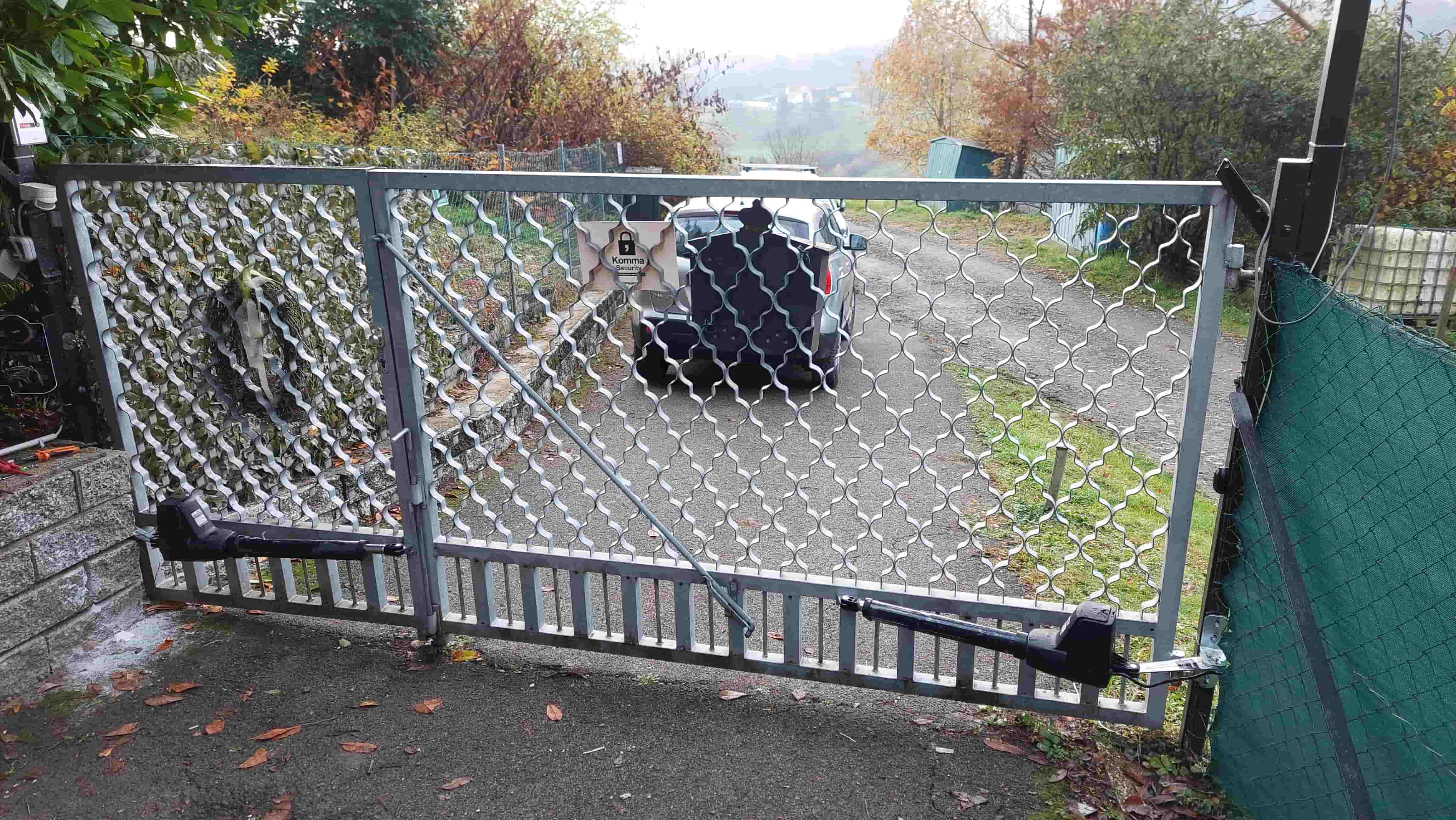 AT1202 Heavy Duty Dual Swing Gate Opener in real life