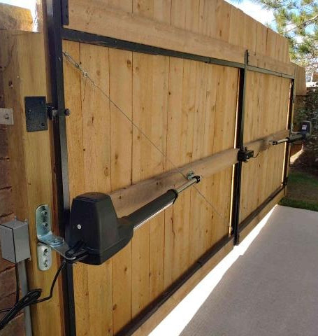 AT1202 Heavy Duty Dual Swing Gate Opener in real life