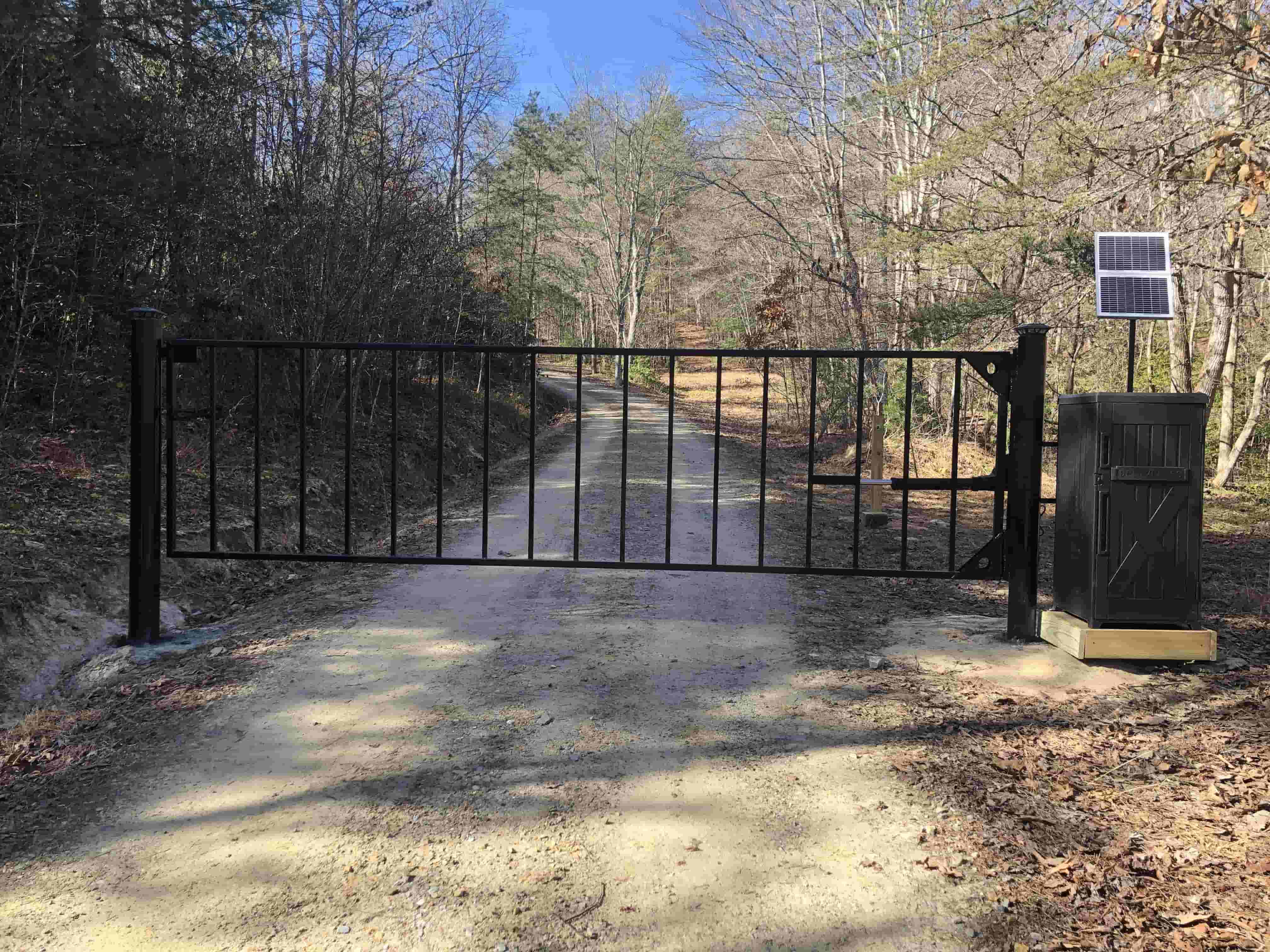 AT12131S Heavy Duty Solar Single Swing Gate Opener in real life