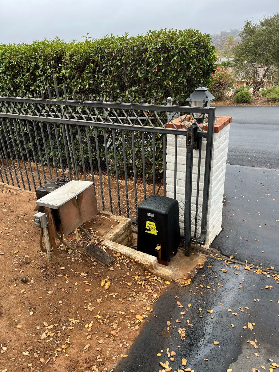 LC1100 Remote Control Sliding Gate Opener in real life