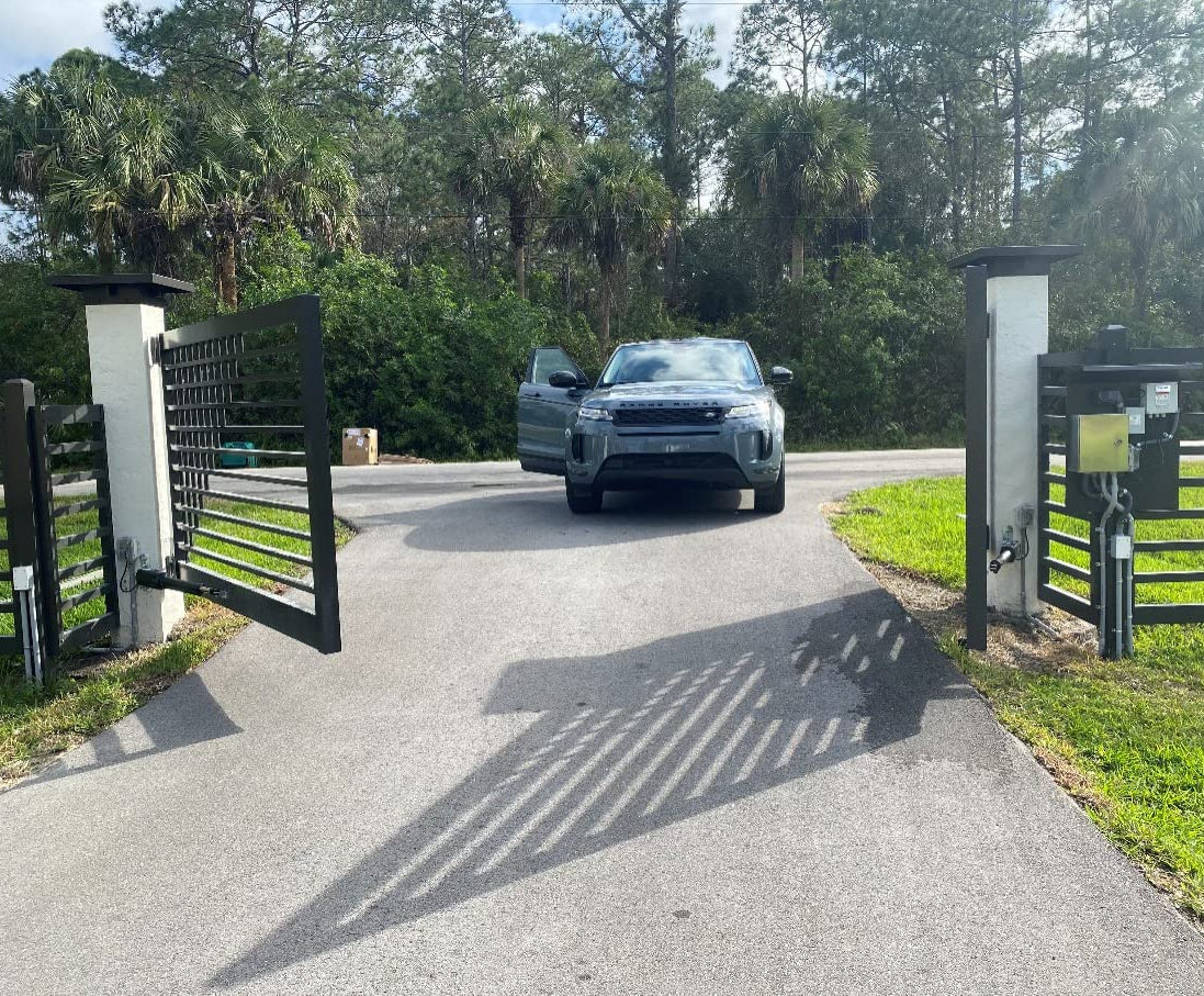 PW502 Dual Swing Gate Opener in real life