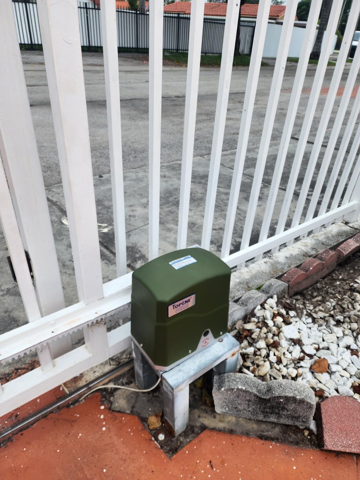 RK700T Sliding Gate Opener in real life