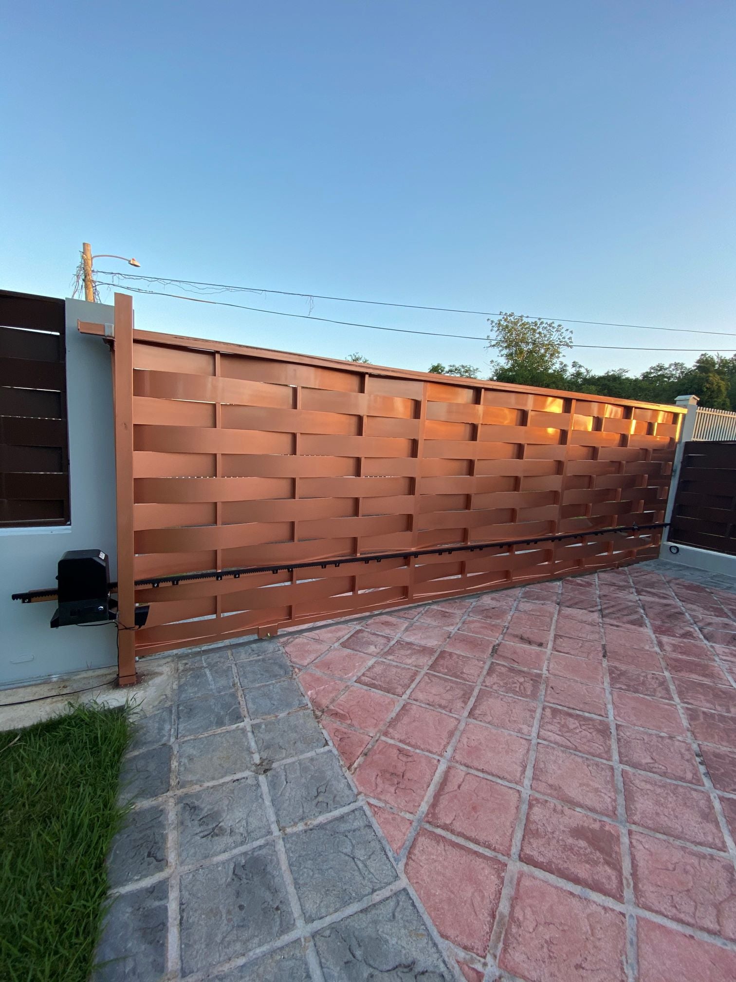 RK990T Sliding Gate Opener in real life