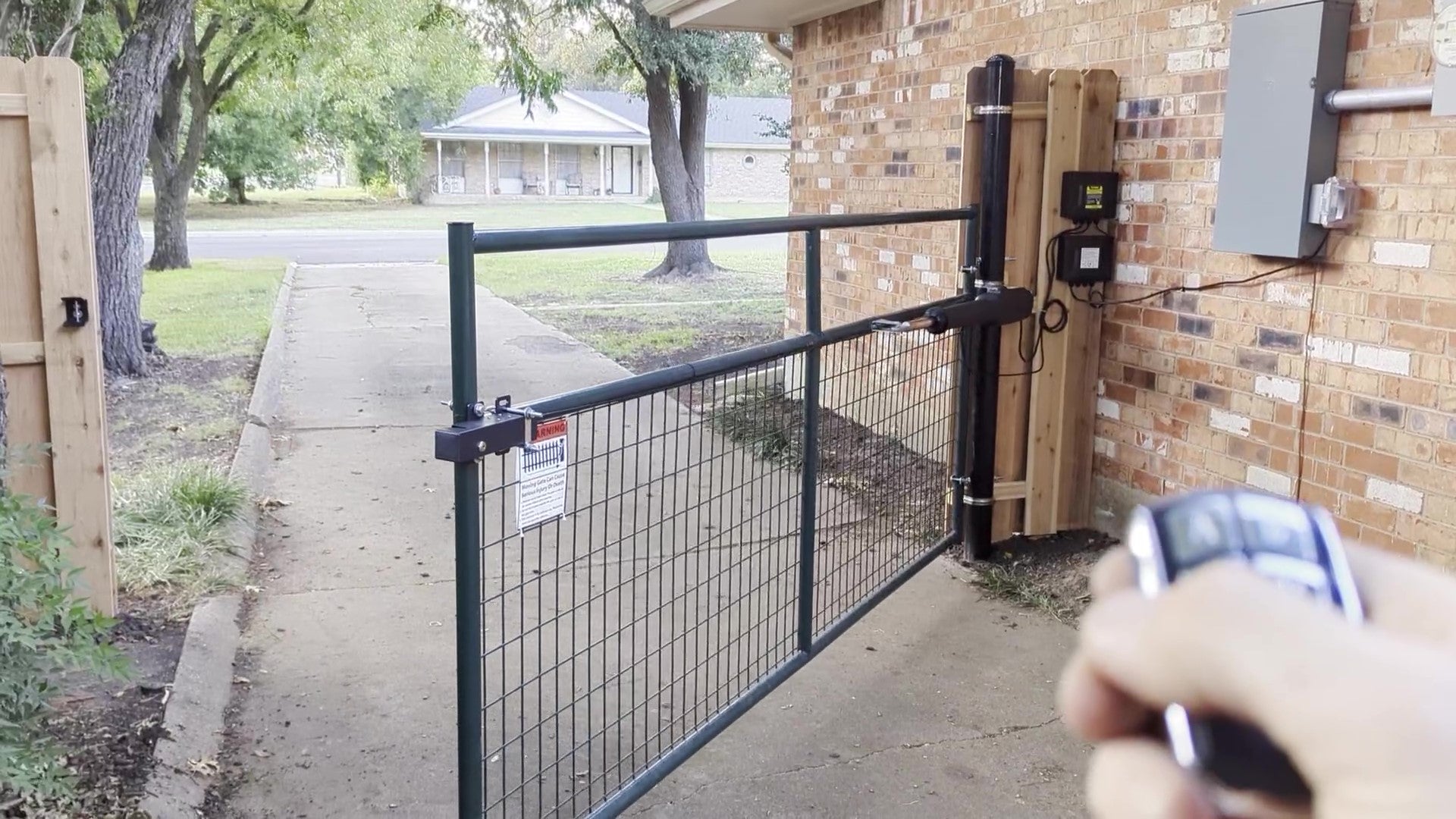 XD851 Smart Single Swing Gate Opener with App Control in real life