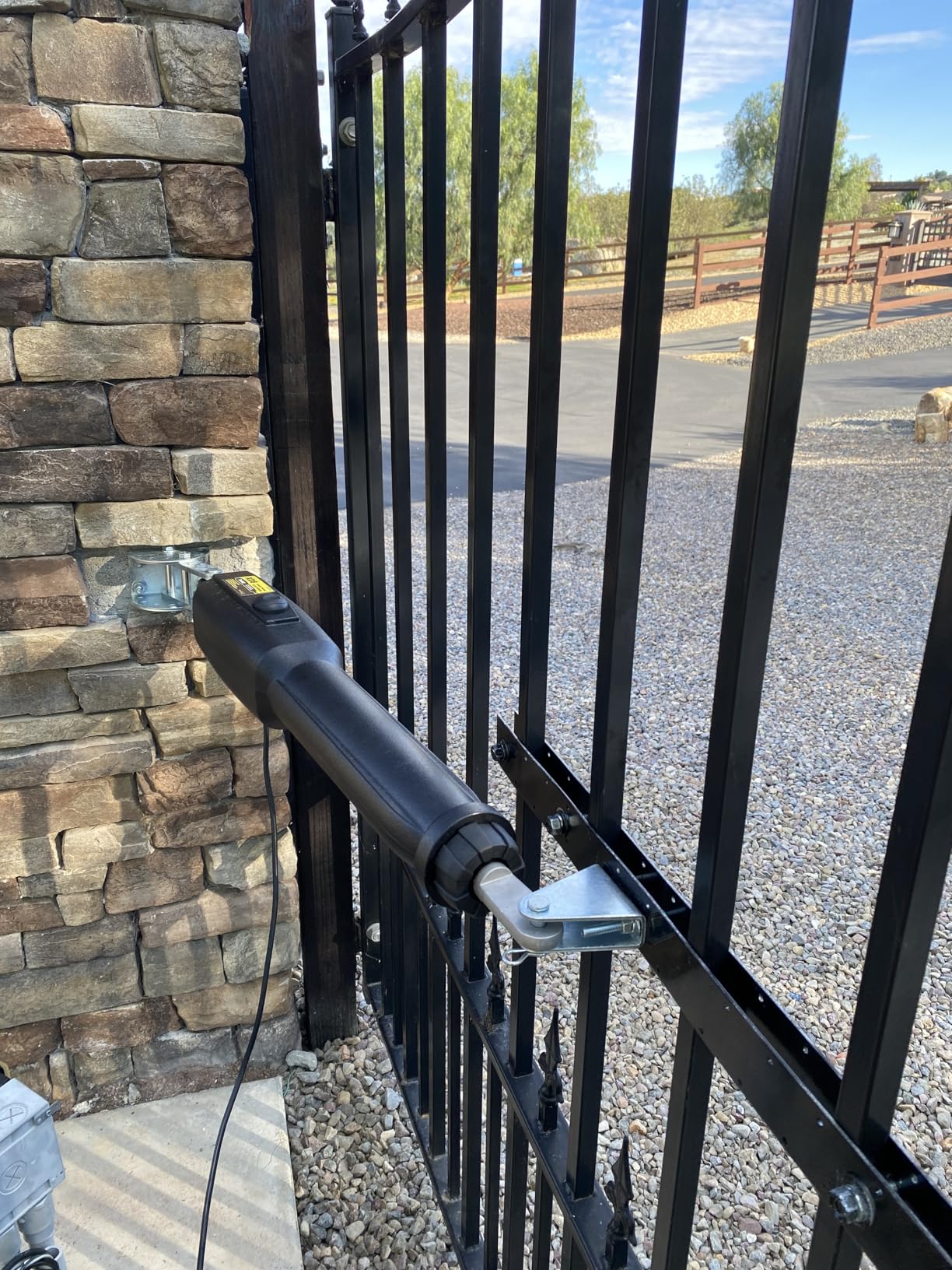 XD851 Smart Single Swing Gate Opener with App Control in real life